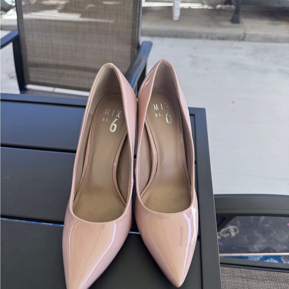Mix No. 6 Nude Patent Pointed Toe Heels Women’s 8.5 - Picture 2 of 6